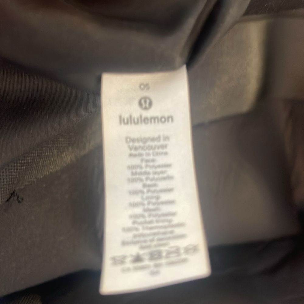 lululemon Black Tote - Picture 8 of 9